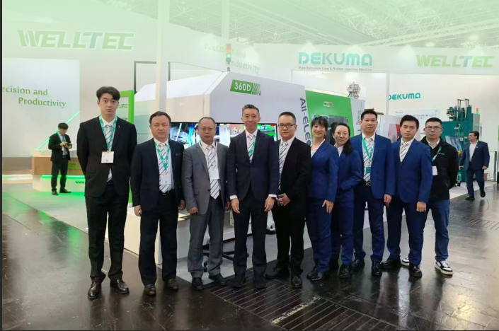 K 2025 完美落幕，華大機械攜創(chuàng)新技術(shù)贏得全球客戶贊譽！